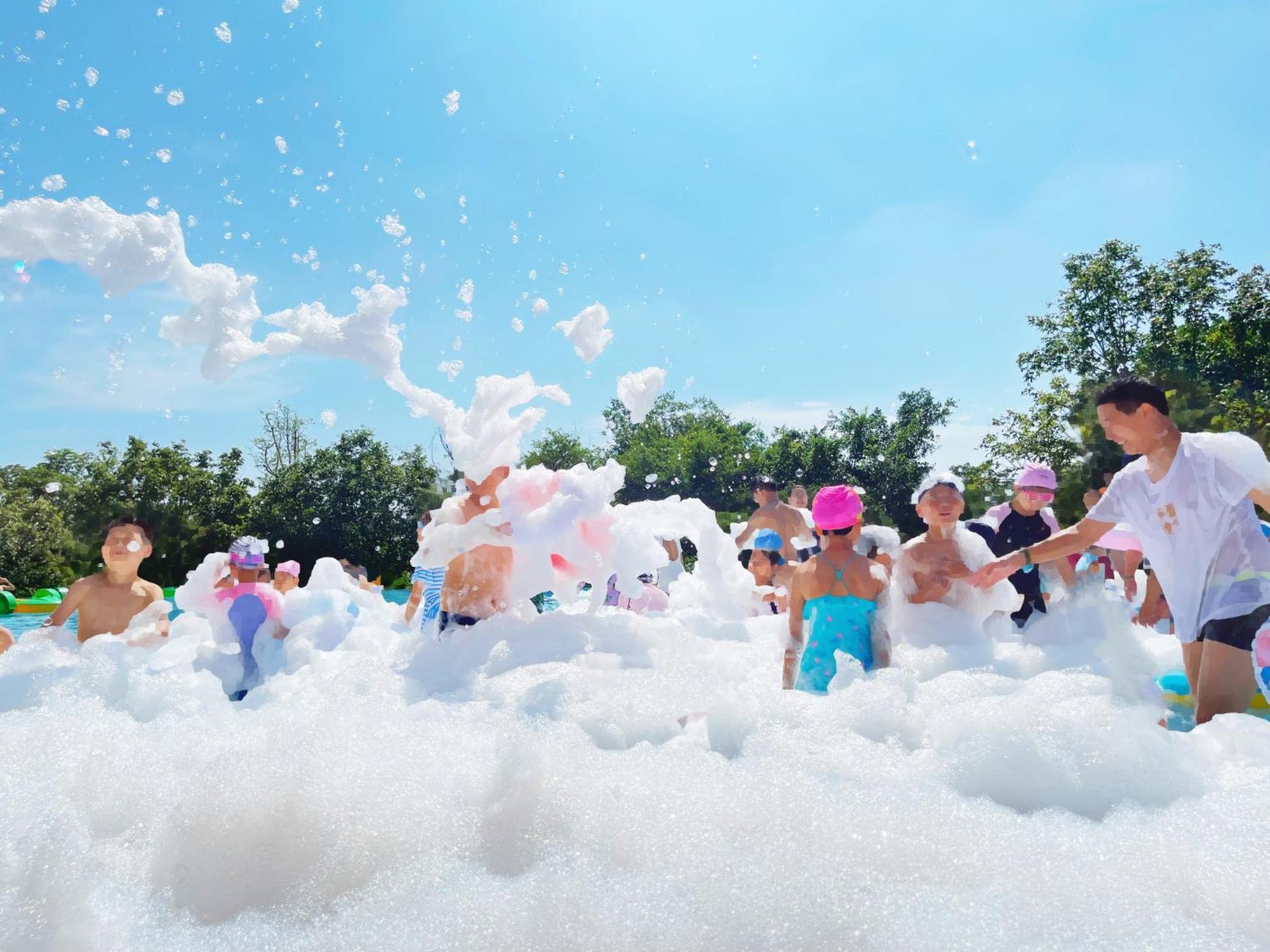 インターコンチネンタル ヘイロン レイク 眉山市 エクステリア 写真